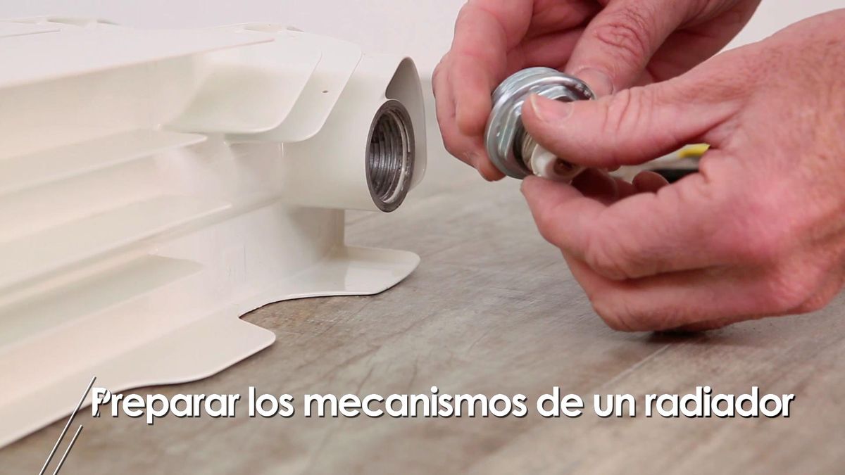 Colocar los mecanismos de un radiador paso 10