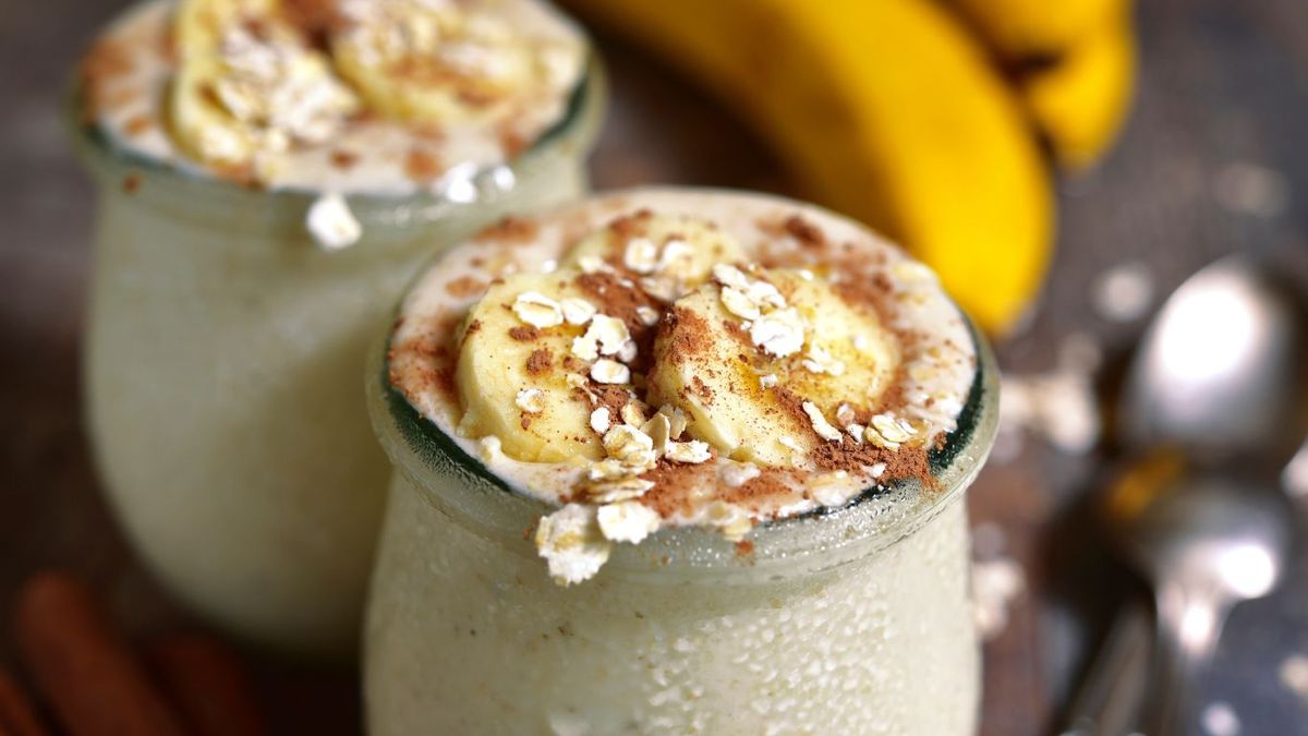 Yogur con plátano y canela