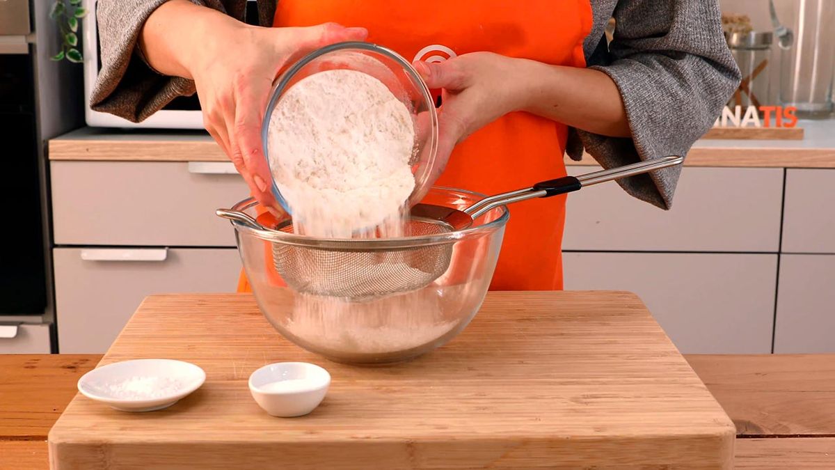 Receta de bizcocho de Navidad   paso 1