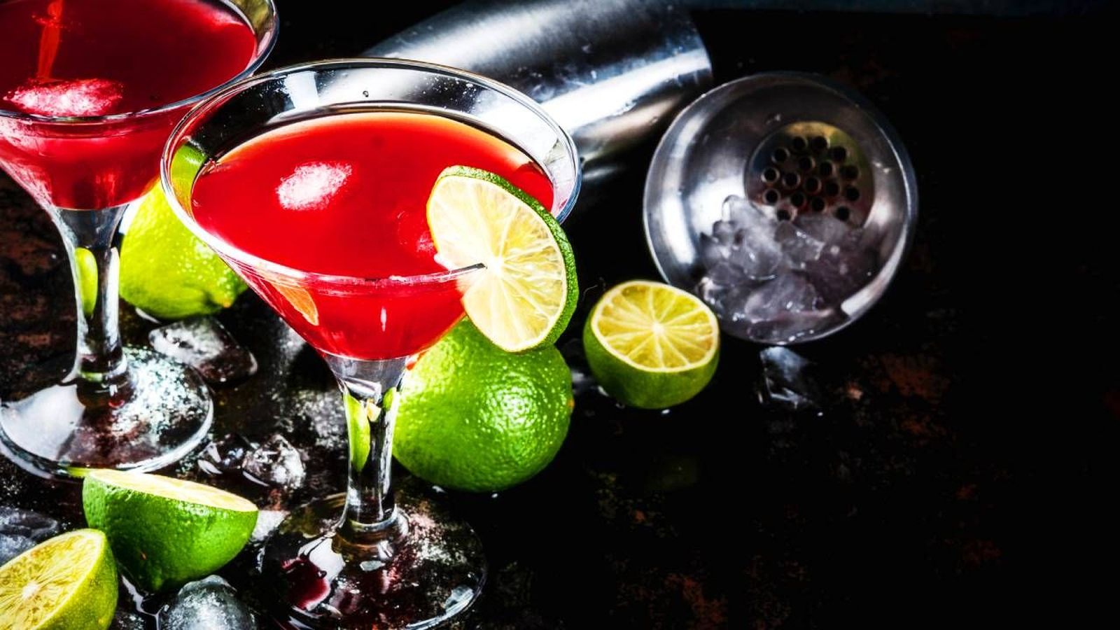 cosmopolitan cocktail