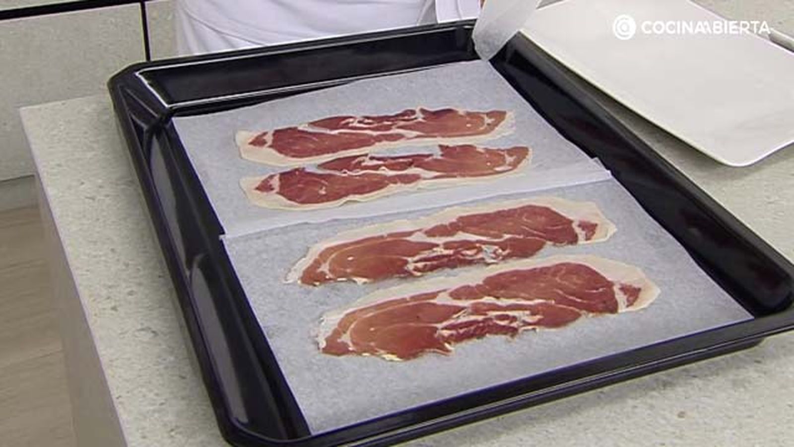 KARL6871 sopa de ajo con jamon crujiente paso 2 KARL6871 sopa de ajo con jamon crujiente paso 2
