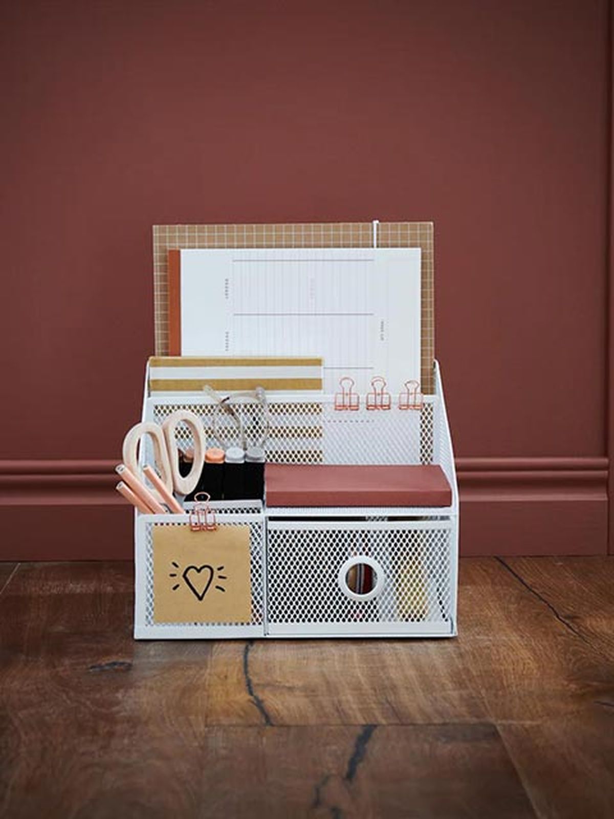 como decorar una habitacion adolescente organizador escritorio DRÖNJÖNS