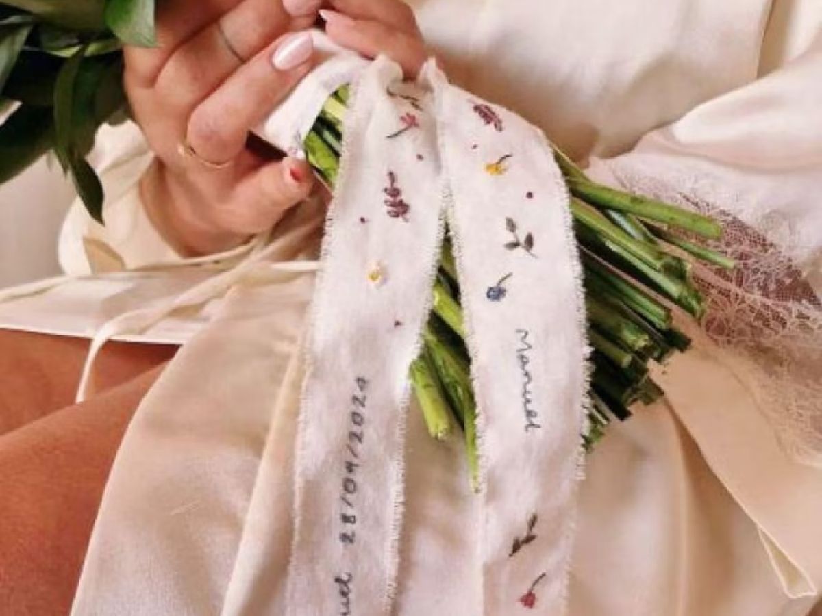 Cinta de algodón con bordado personalizado para ramo de novia