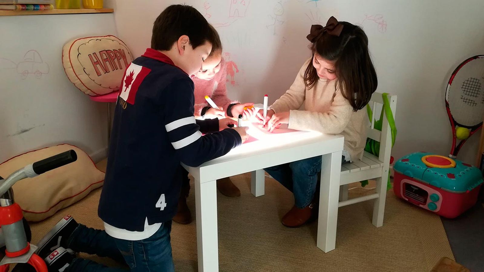 Cómo hacer una mesa de luz Cómo hacer una mesa de luz