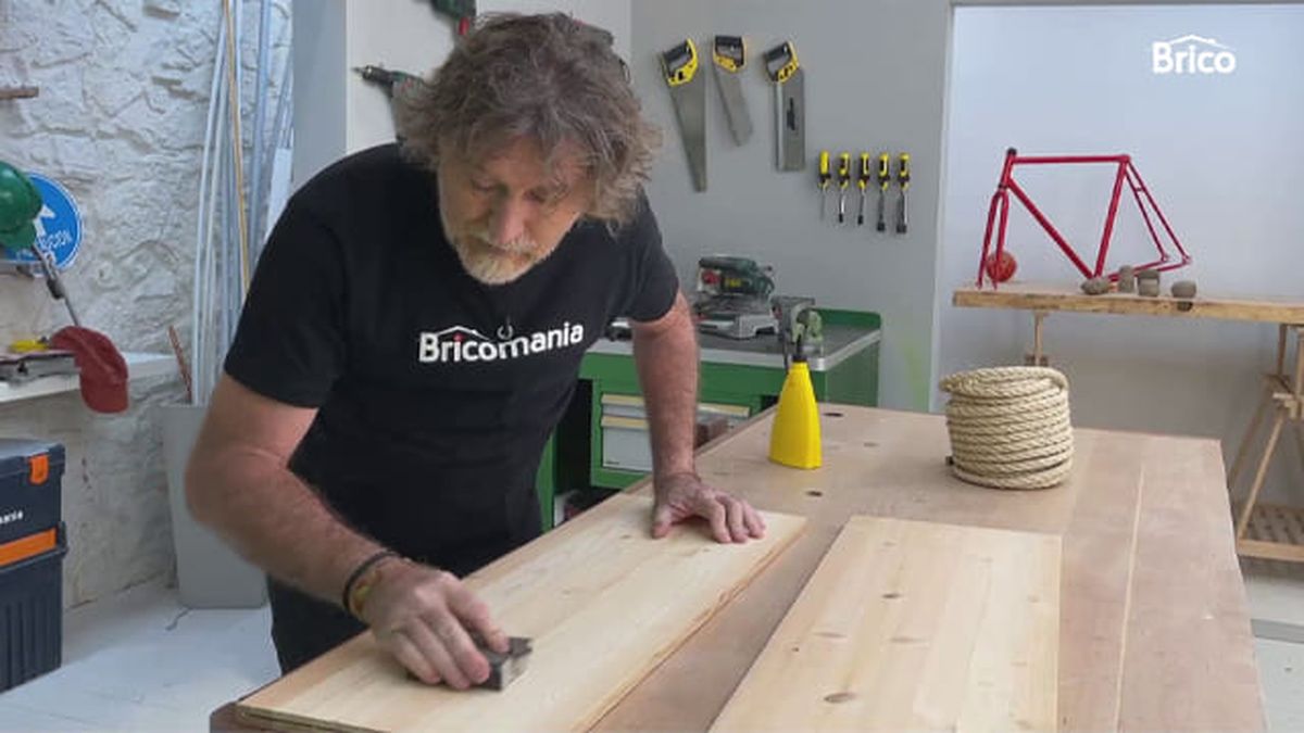 bricomania 21 estanteria colgante paso 2