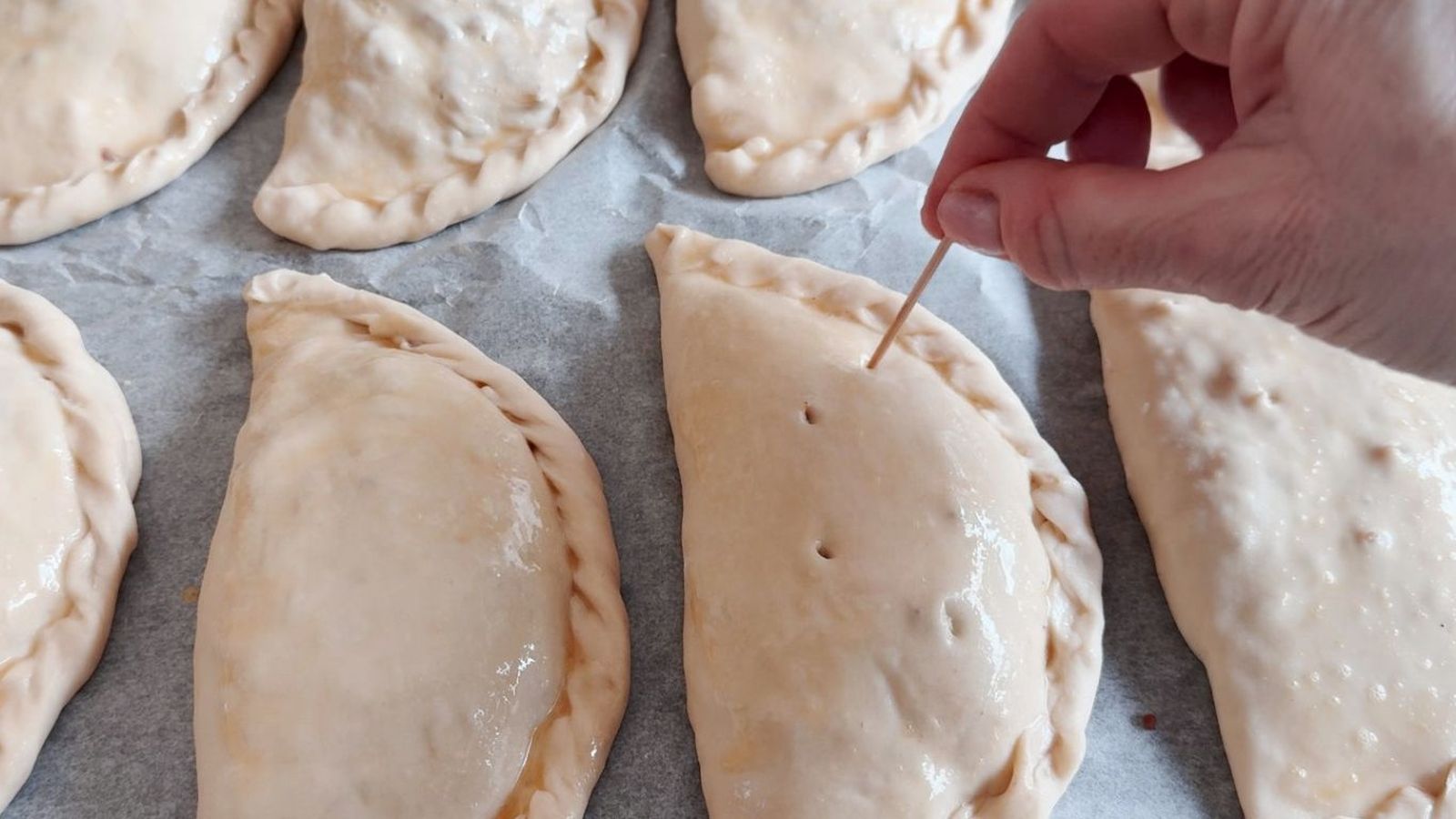 Cómo hacer empanadillas argentinas al horno Cómo hacer empanadillas argentinas al horno
