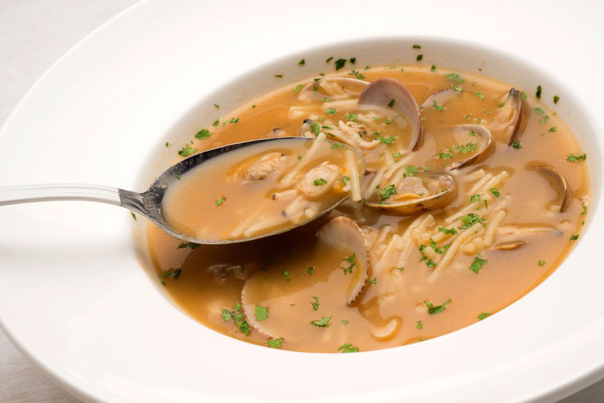 5291 Sopa de almejas con fideos (676) xl