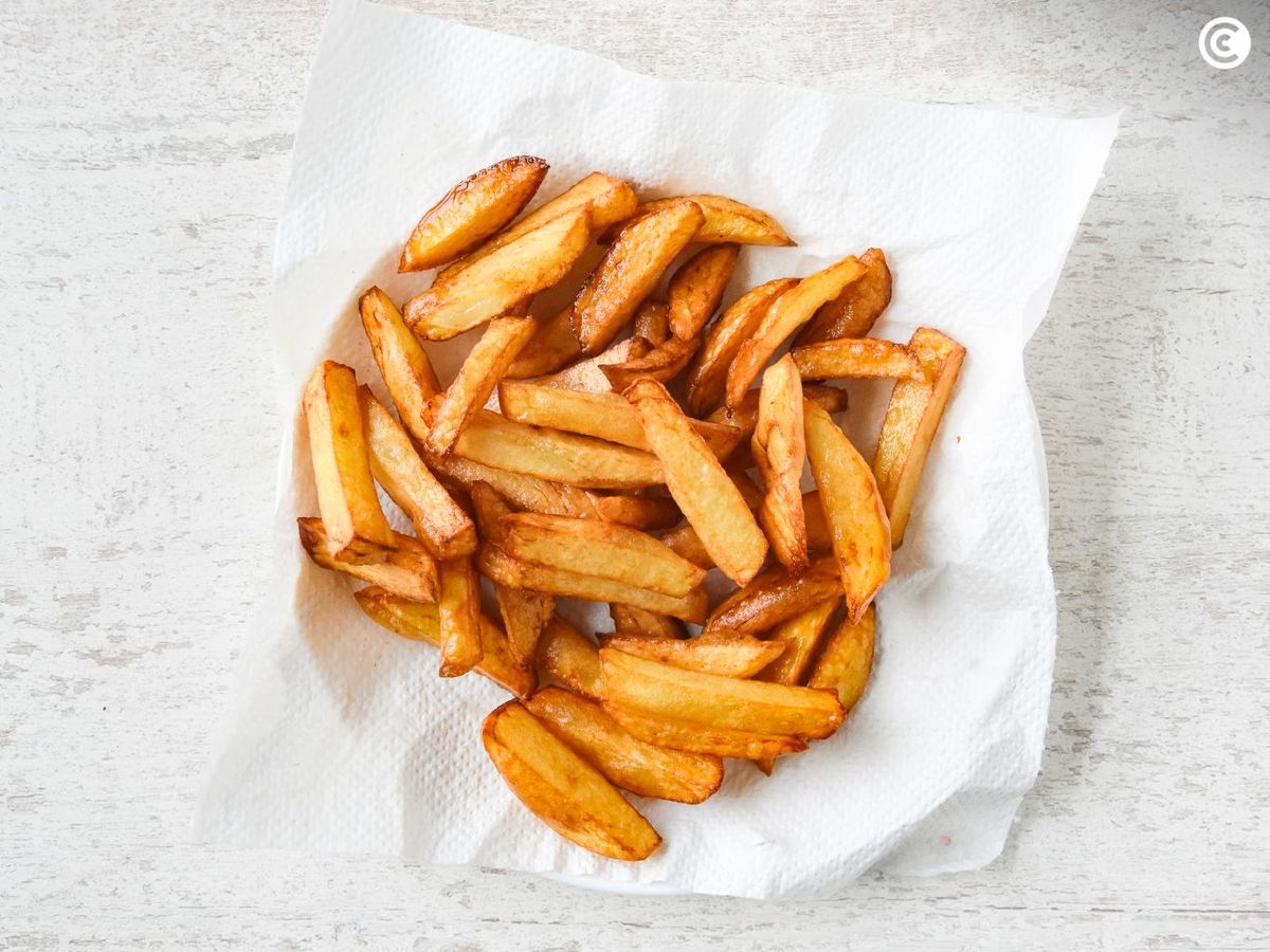 Patatas fritas para la salchipapa