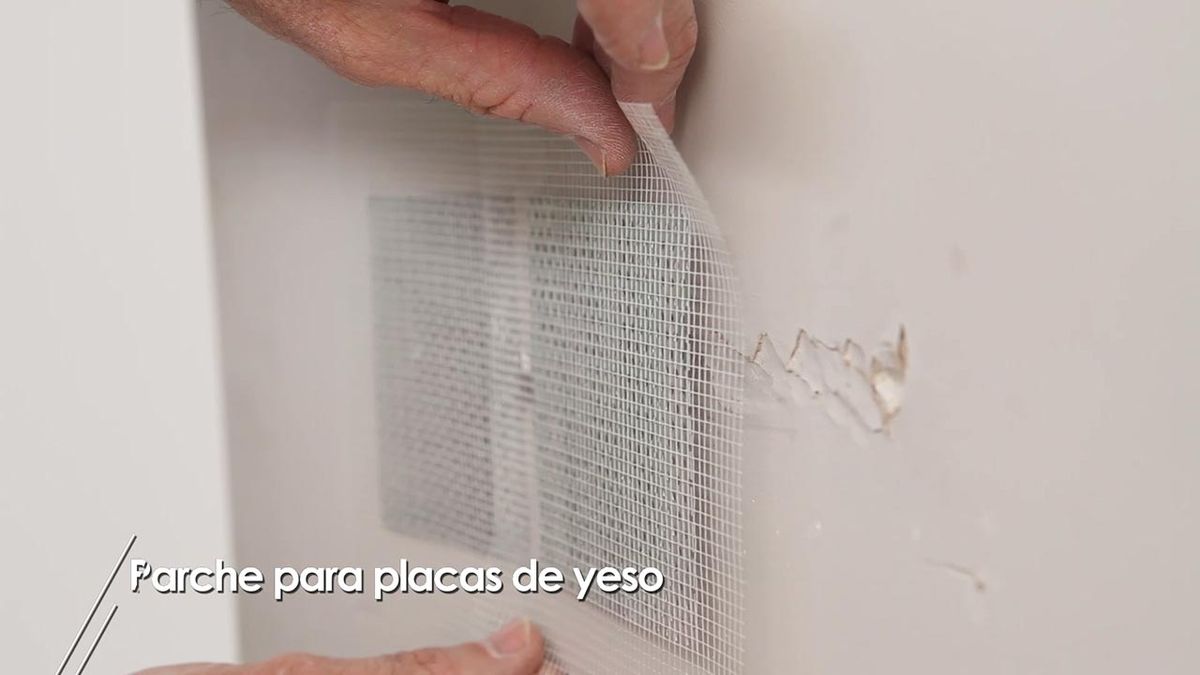 Como usar parches para placas de yeso laminado paso 6