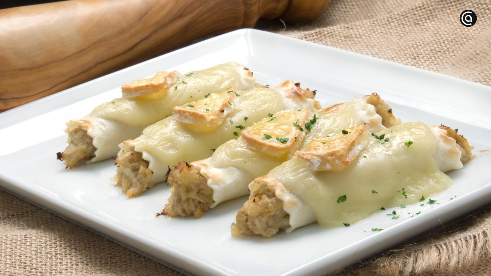 Canelones de pollo con velouté, receta de Karlos Arguiñano