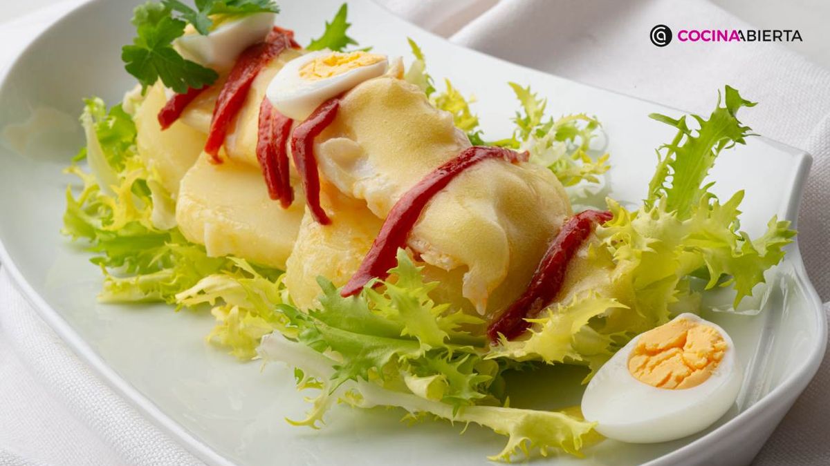 Ensalada de bacalao con pimientos y aliñada con pilpil