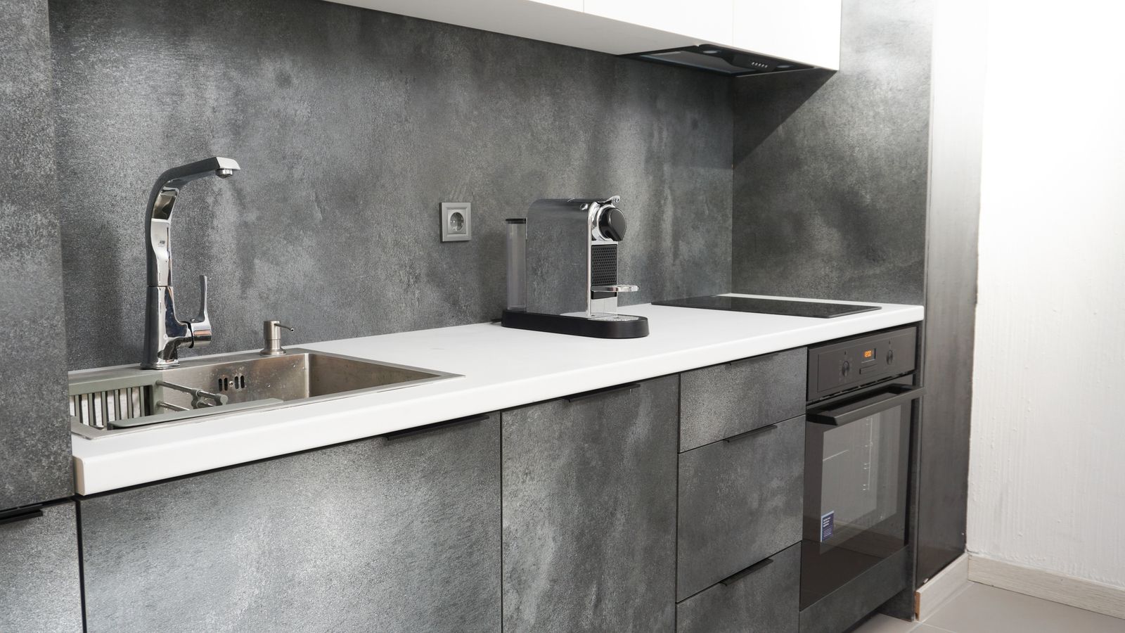 La cocina exige materiales duraderos