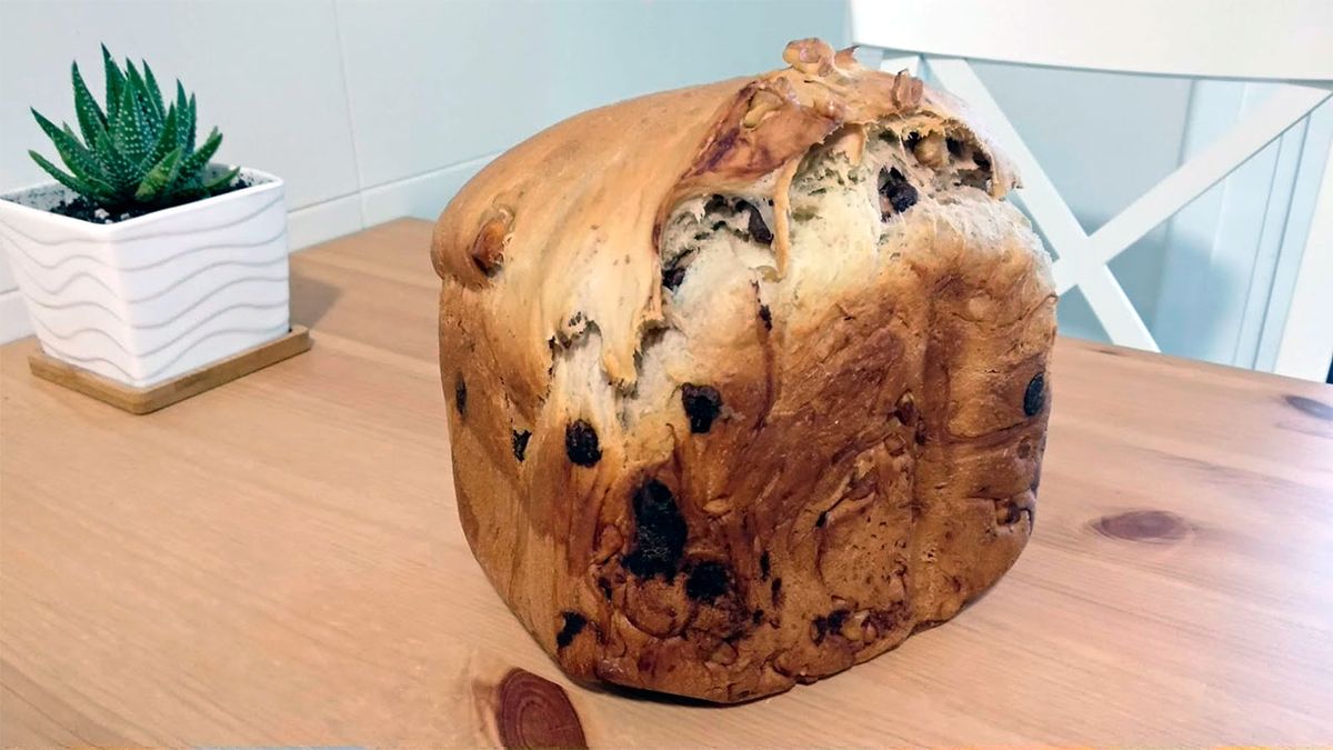 Pan de leche con chocolate y nueces en la panificadora