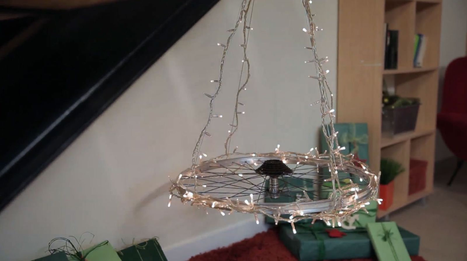 Árbol de Navidad con llanta de bicicleta paso 7 Árbol de Navidad con llanta de bicicleta paso 7