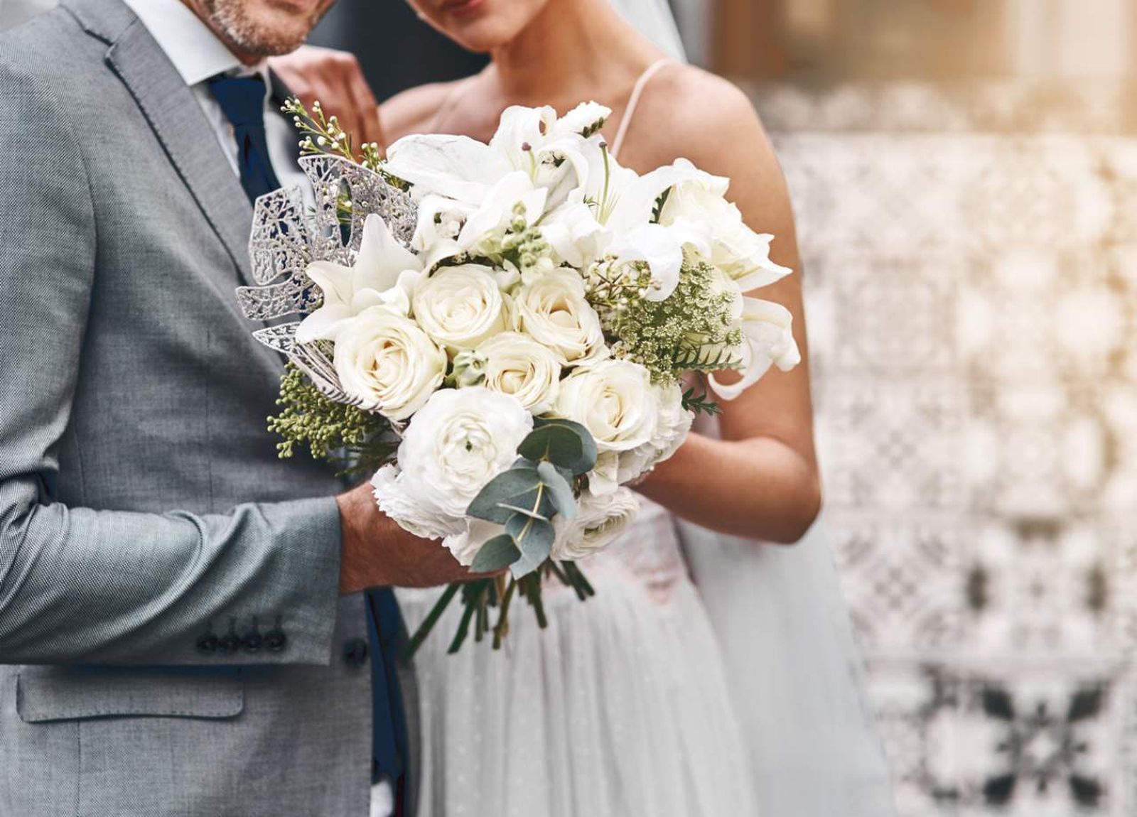 Usar flores de temporada en las bodas es una buena opción