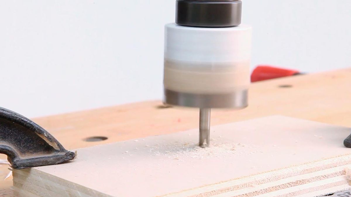 Como hacer corte con corona sin hacer agujero central paso 1