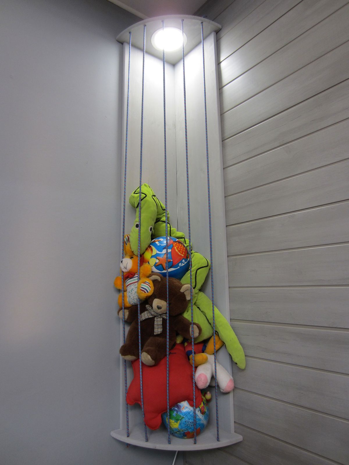 Mueble rinconero para guardar juguetes paso 13