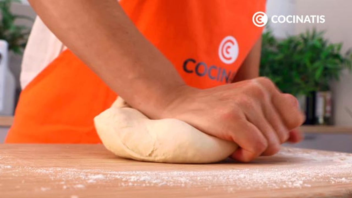 Pretzels o lazos de pan salados   paso 2