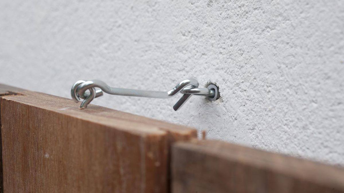 Bricomania 711 Mesa y bancos abatibles p16