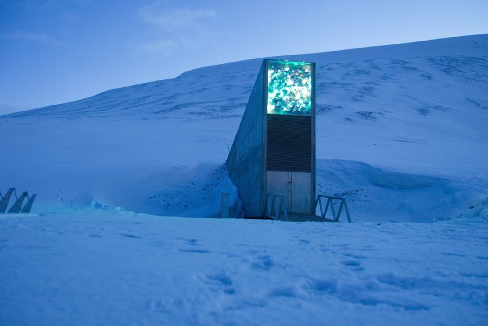 El Banco Mundial de Semillas de Svalbard es conocido como Bóveda del Fin del Mundo El Banco Mundial de Semillas de Svalbard es conocido como Bóveda del Fin del Mundo