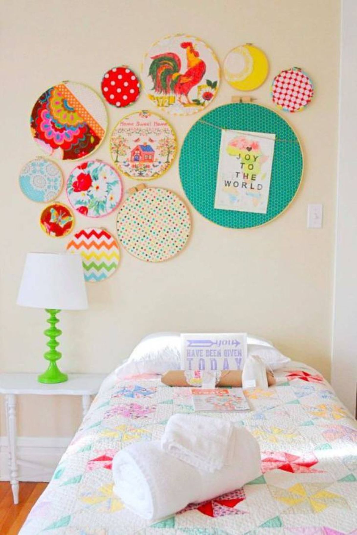 reutilizar sabana vieja adornos pared pinterest