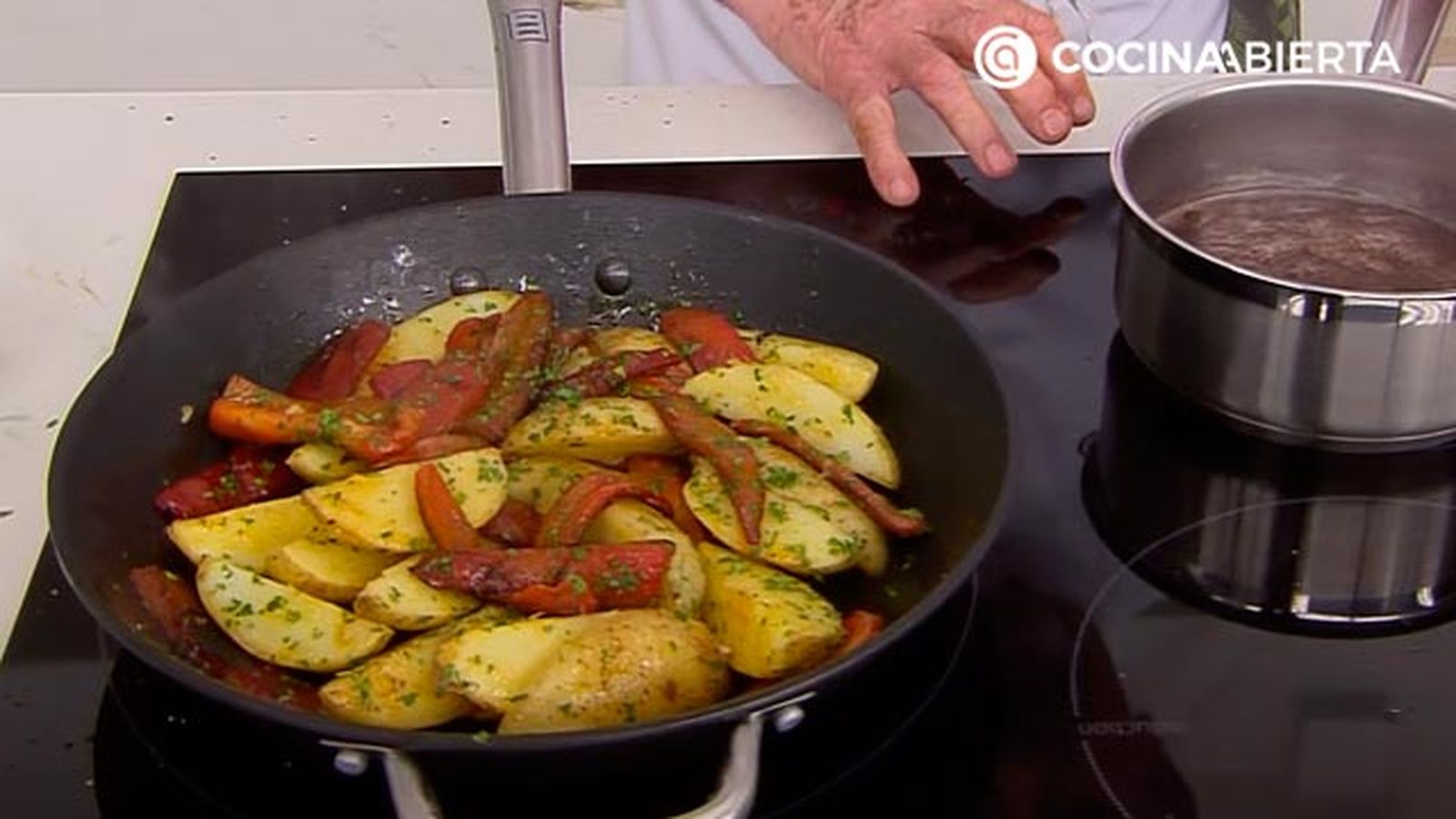 espaldilla de ternera a la plancha con verduras receta karlos arguinano karl67500321 paso3 espaldilla de ternera a la plancha con verduras receta karlos arguinano karl67500321 paso3