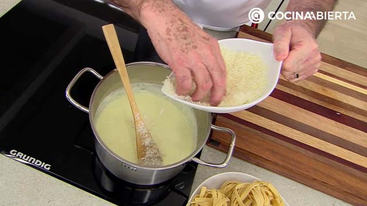 KARL6877 fettuccini alfredo p1