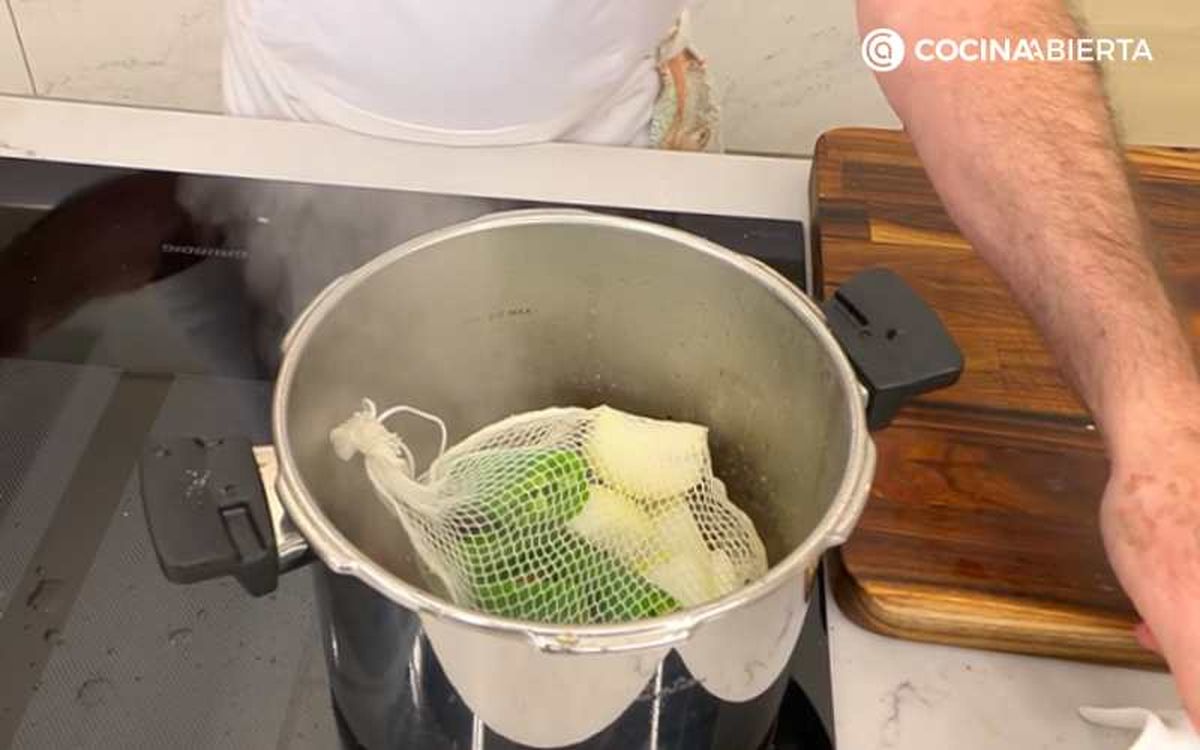 Incorpora las hortalizas en una red de cocina