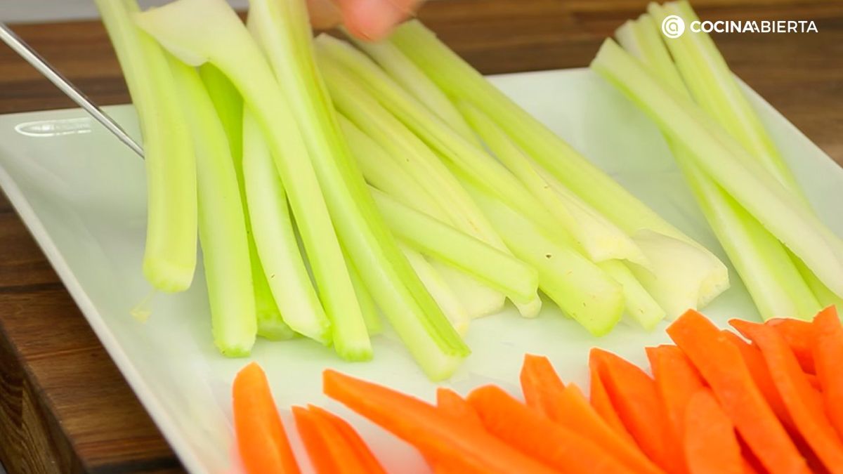Un aperitivo fácil, saludable y perfecto para acompañar salsas o dips