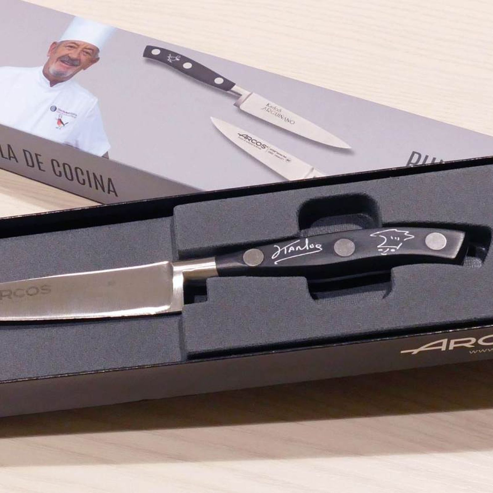 Cuchillo puntilla con la firma de Karlos Arguiñano