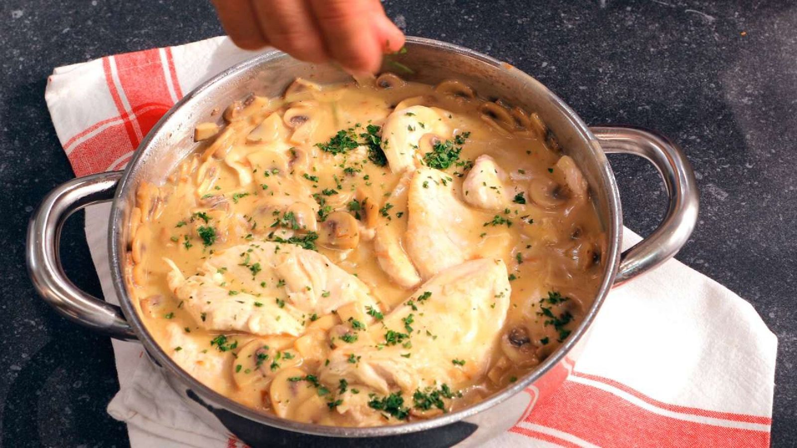 Pechugas de pollo a la sidra Paso 6 Pechugas de pollo a la sidra Paso 6