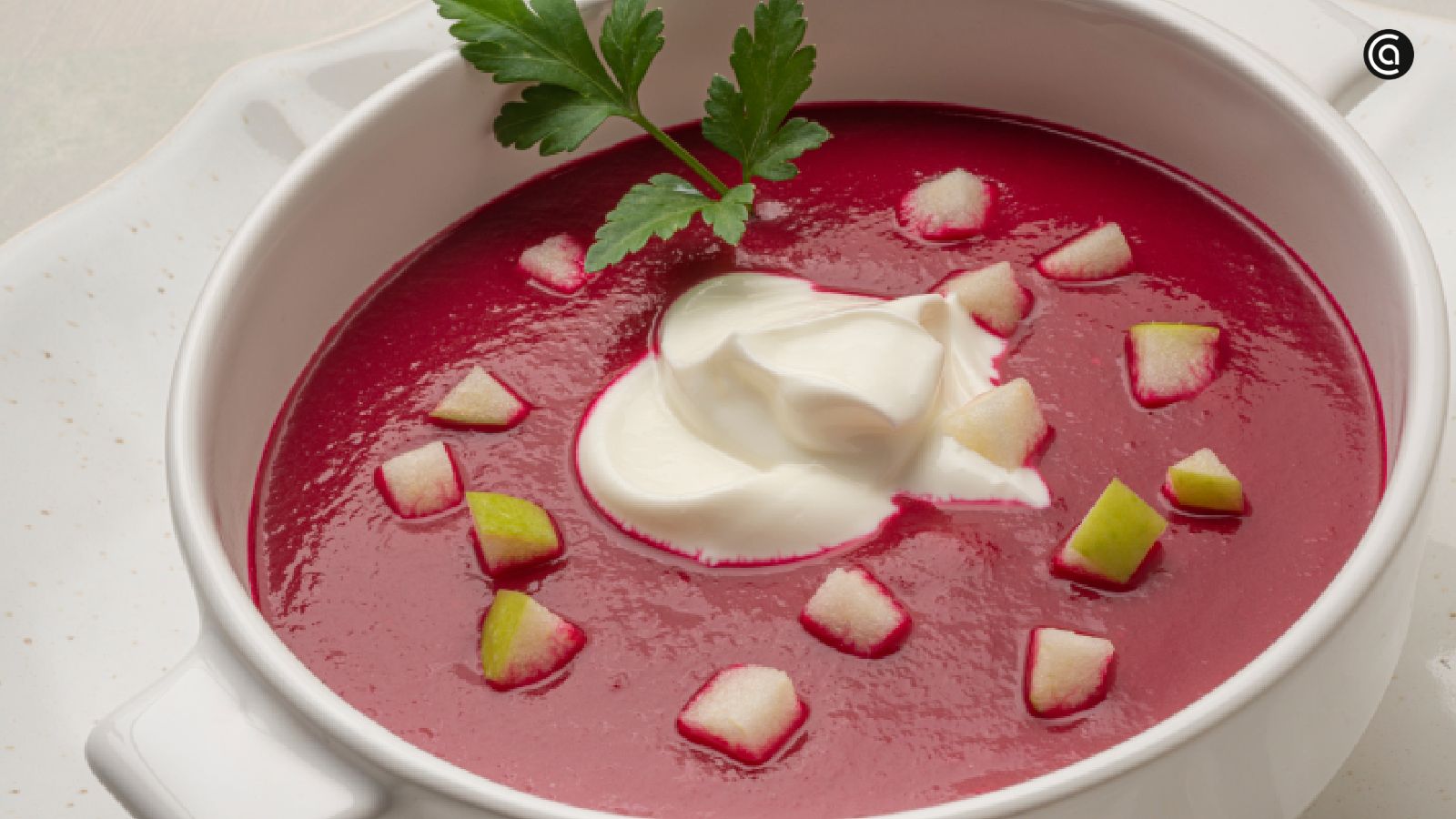 Crema de remolacha con manzana, receta de Karlos Arguiñano
