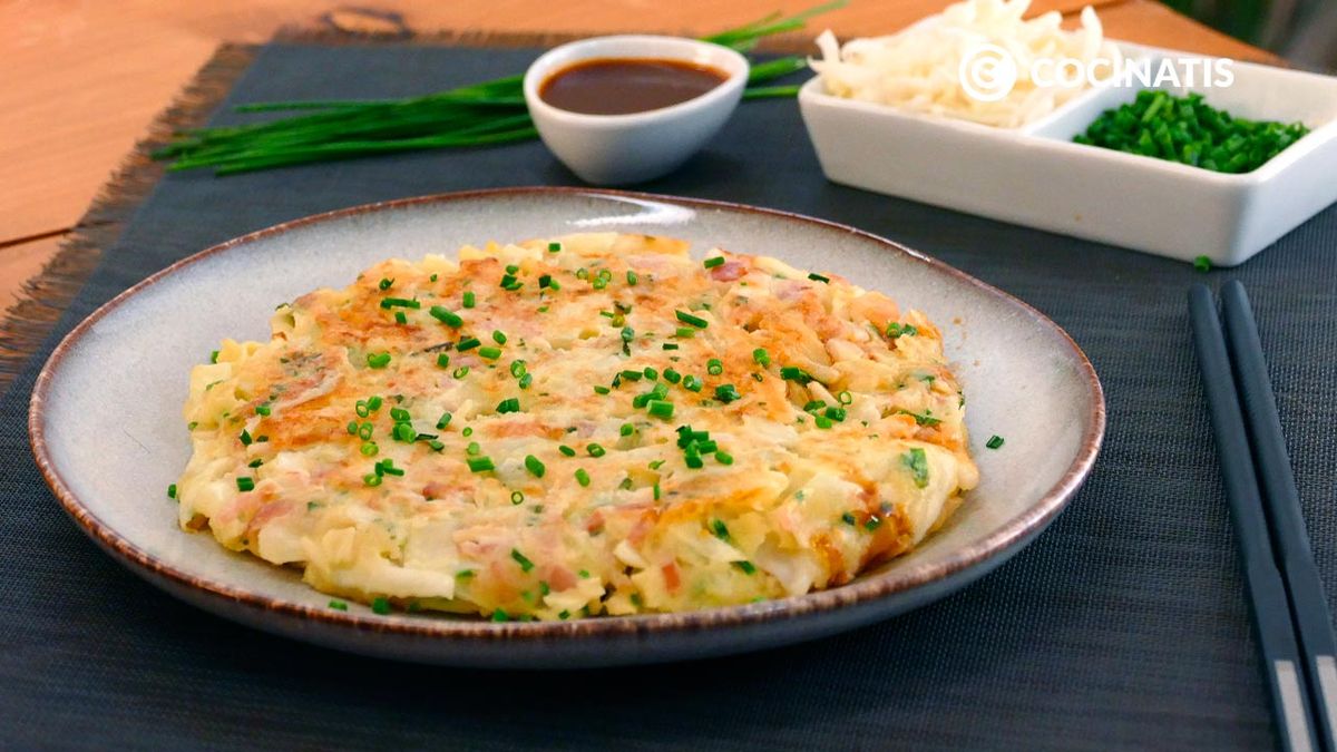 Okonomiyaki (tortilla japonesa)