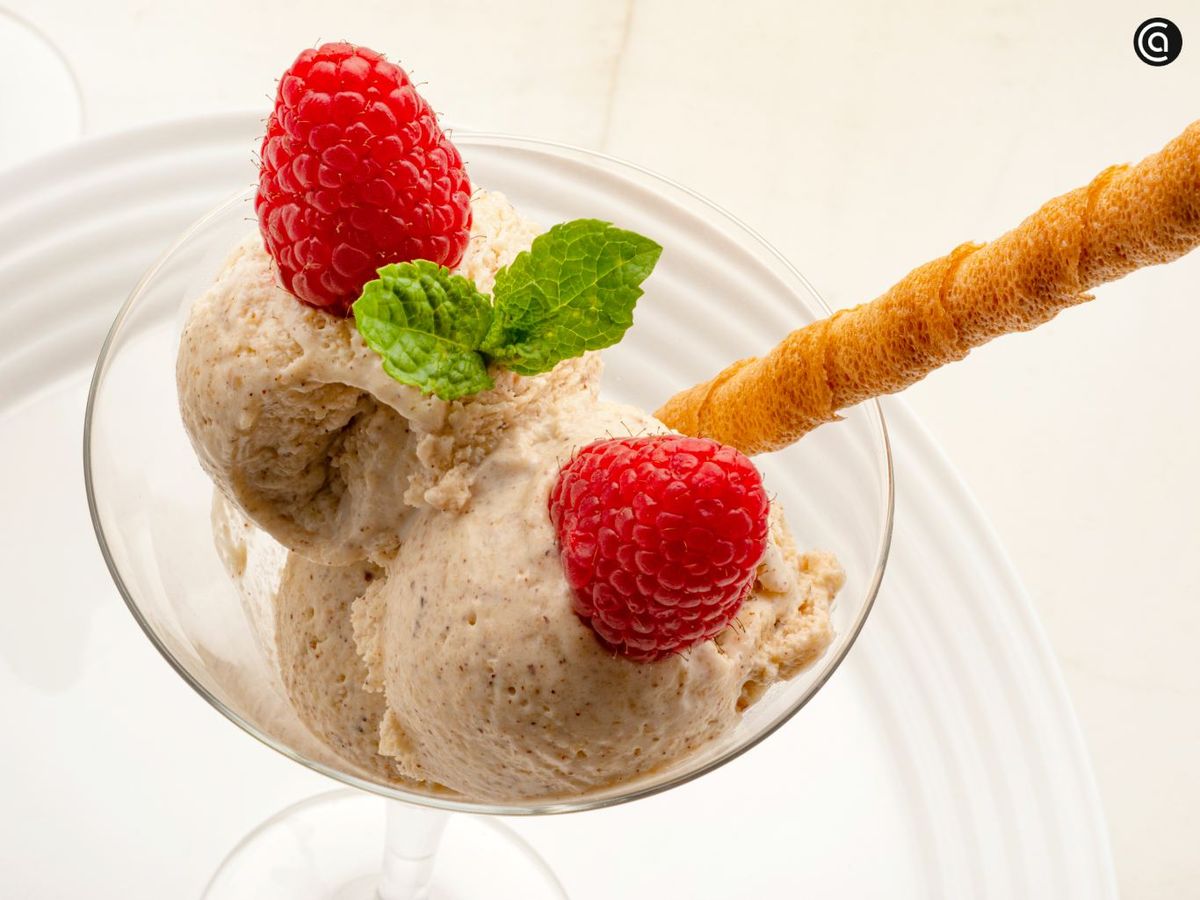 Helado casero de avellanas tostadas, un postre irresistible de Karlos Arguiñano