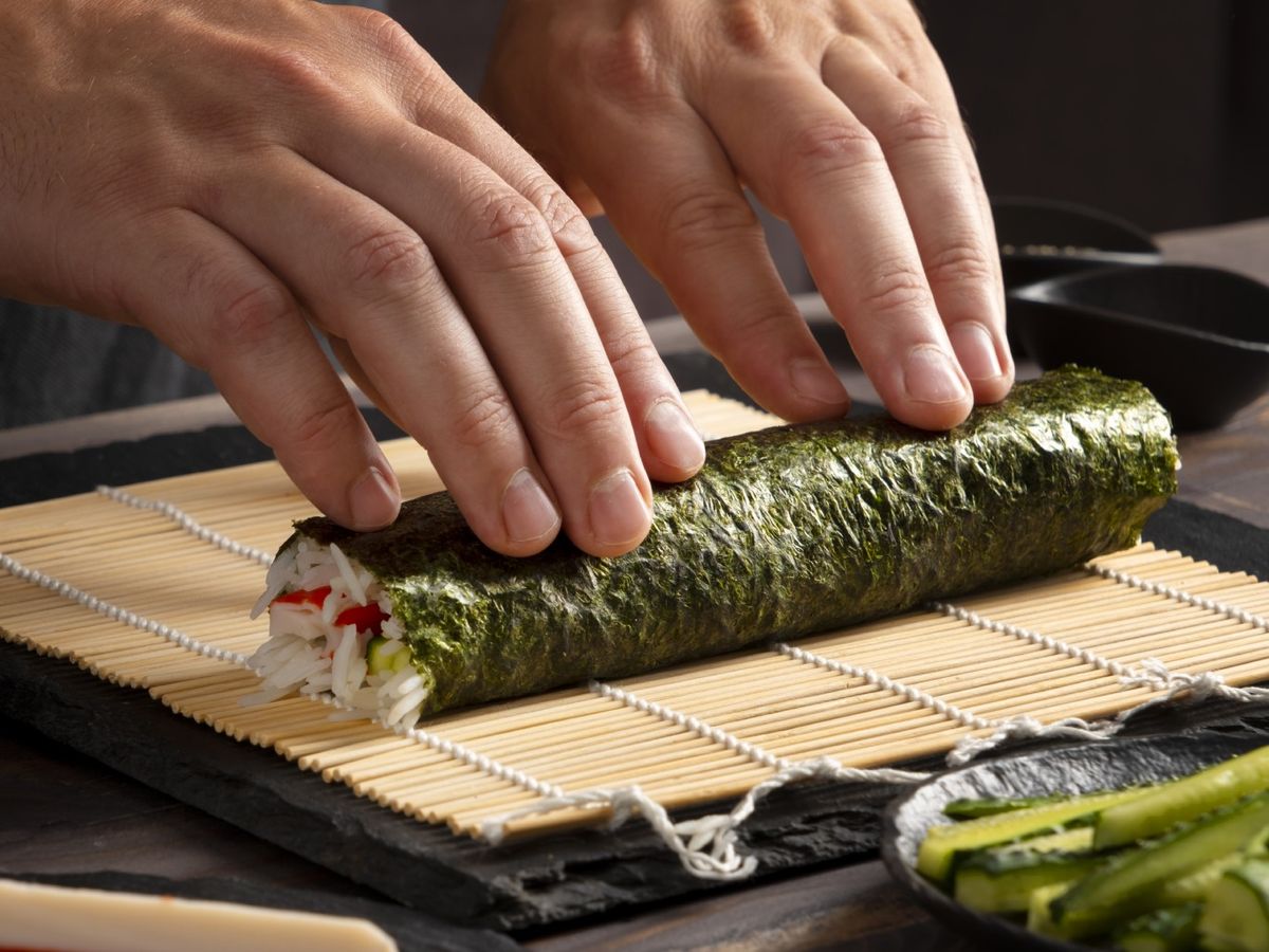 Mantén unas estrictas medidas de higiene cuando prepares el sushi