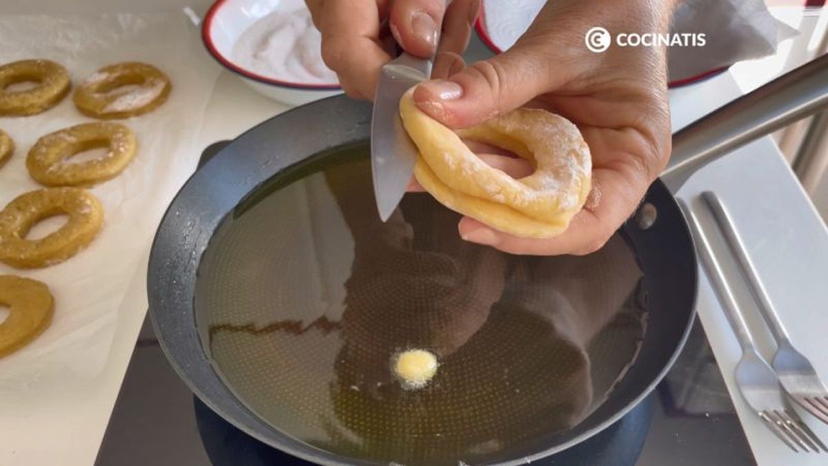 Realizamos un corte superficial en los roscos