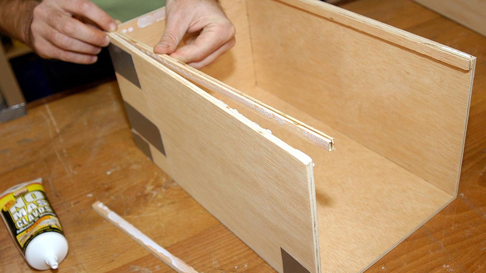 Cómo hacer una caja de magia paso 7