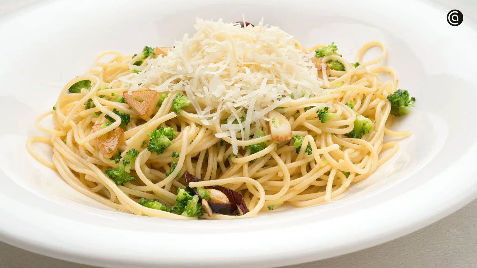Espaguetis con brócoli, receta de Karlos Arguiñano