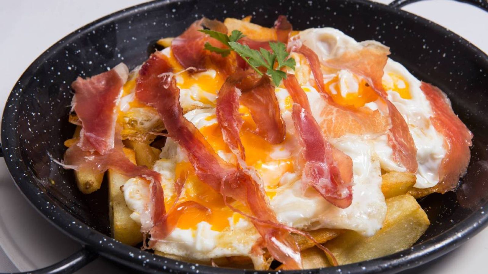 huevos rotos jamon f2 huevos rotos jamon f2