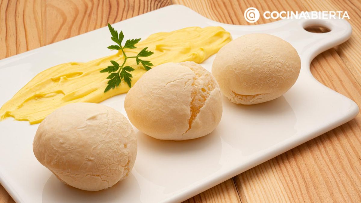 El pan chipá o pan de queso es típico de la cocina paraguaya