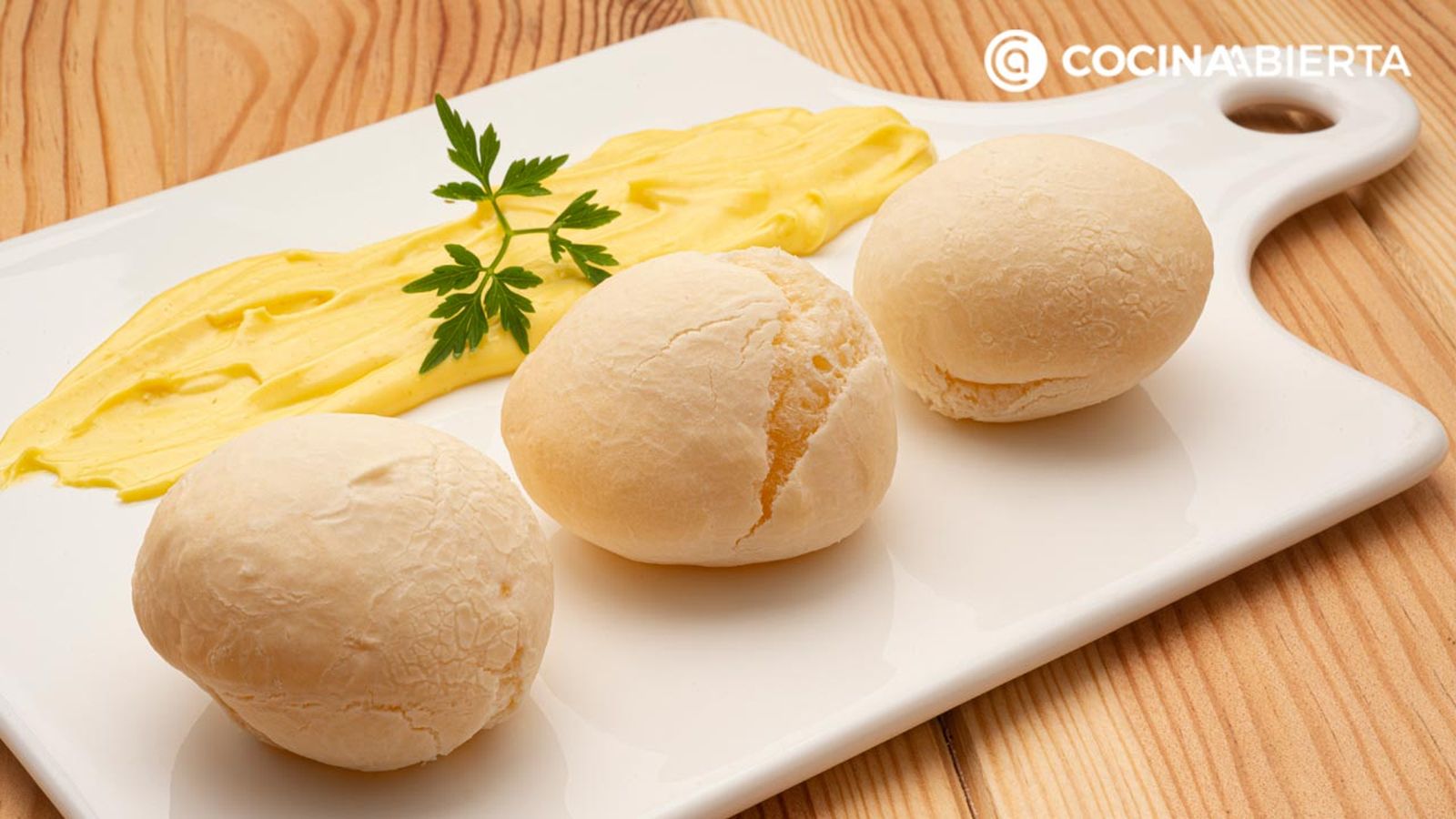 El pan chipá o pan de queso es típico de la cocina paraguaya El pan chipá o pan de queso es típico de la cocina paraguaya
