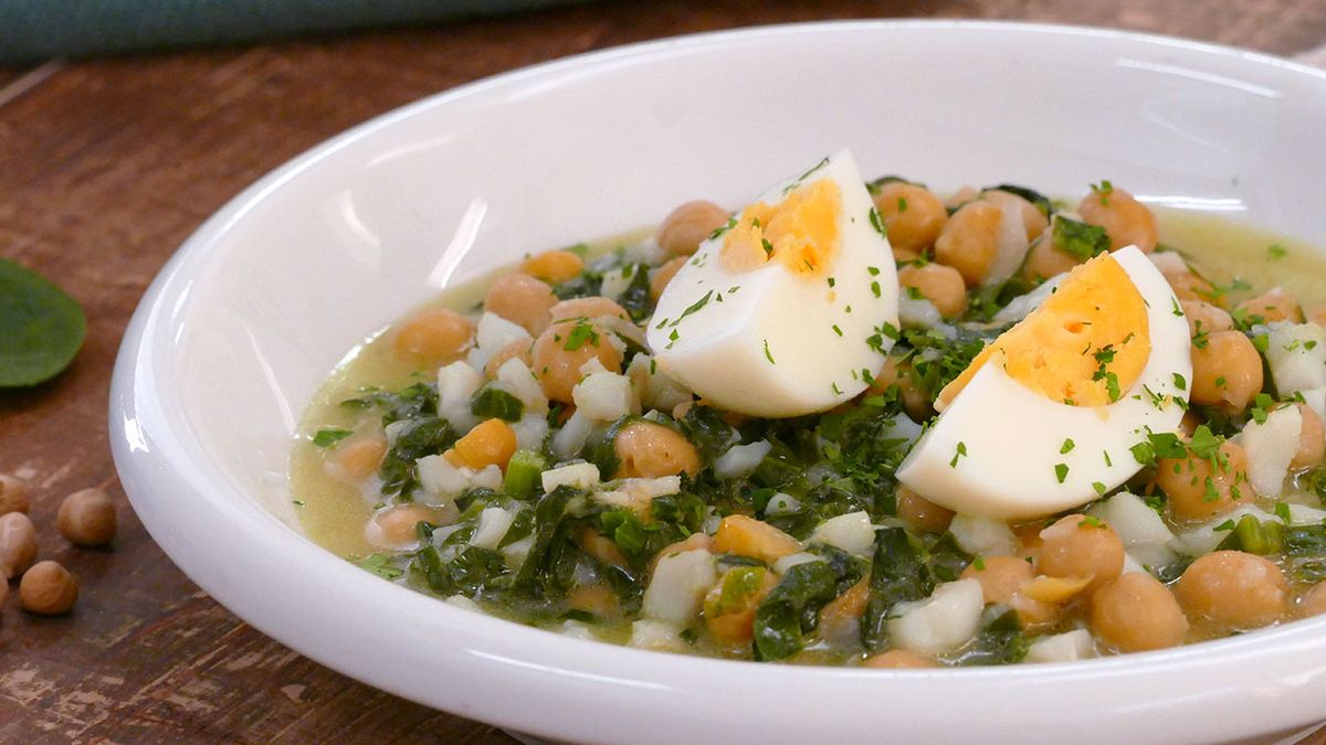Receta de garbanzos con espinacas y bacalao (potaje de vigilia)  paso 7