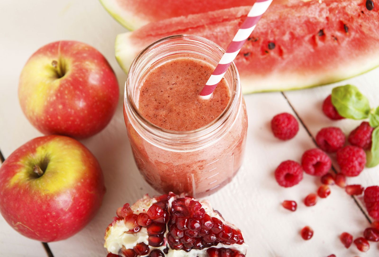 smoothie rojo organico con manzana sandia granada xl smoothie rojo organico con manzana sandia granada xl