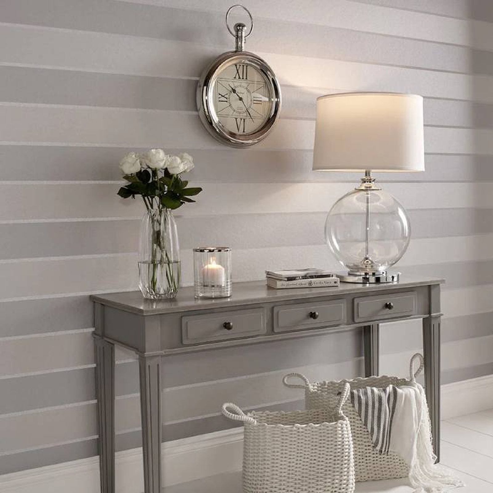 Decorar el pasillo con papel pintado, ideas y consejos para acertar 6