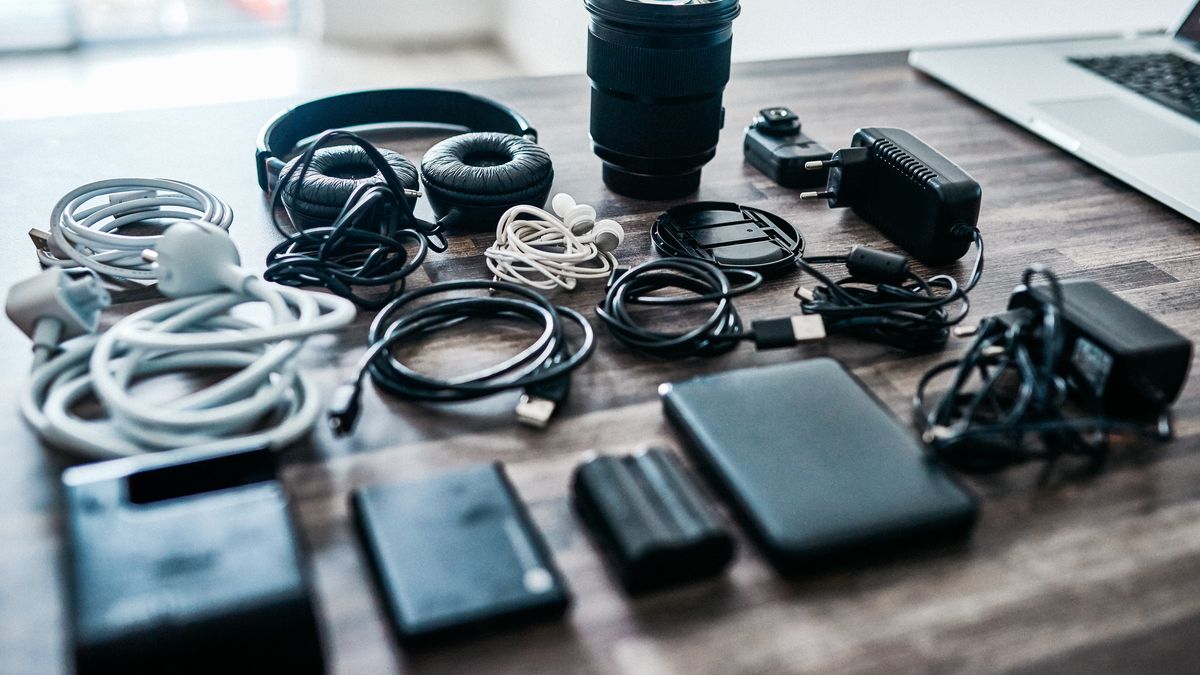 Enrolla bien los cables antes de guardarlos
