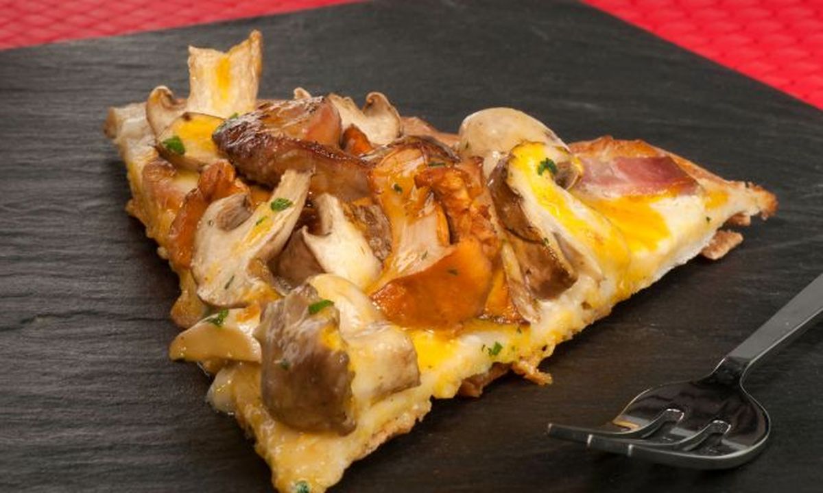 1476 pizza de setas foie y yema 660 xl 668x400x80xX[1]