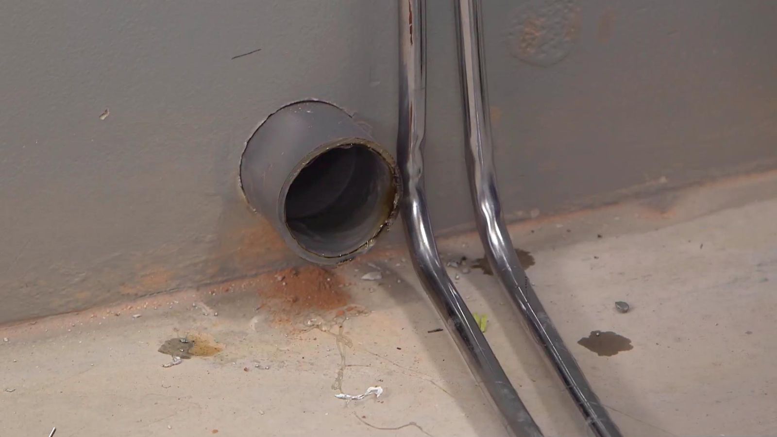 Cómo instalar una bañera exenta paso 8 Cómo instalar una bañera exenta paso 8