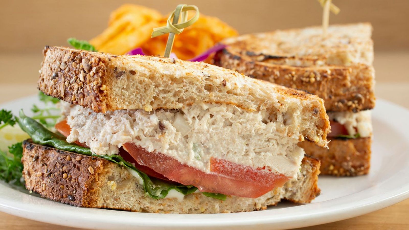 Sándwich de atún
