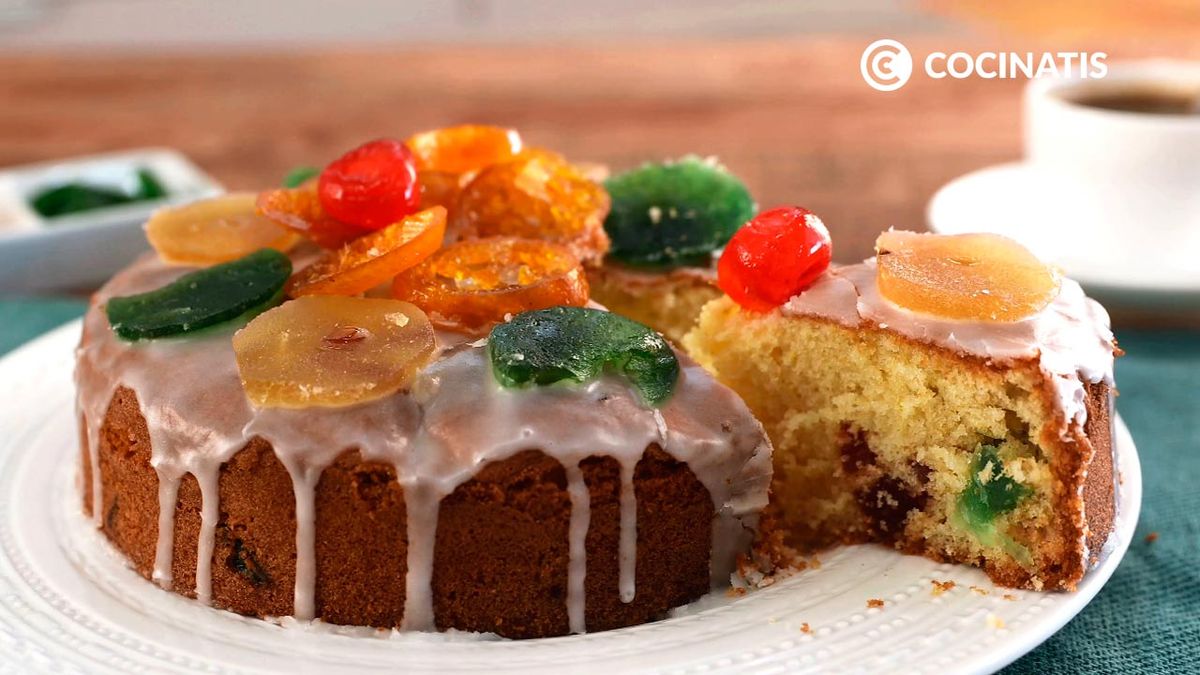 Bizcocho con fruta confitada