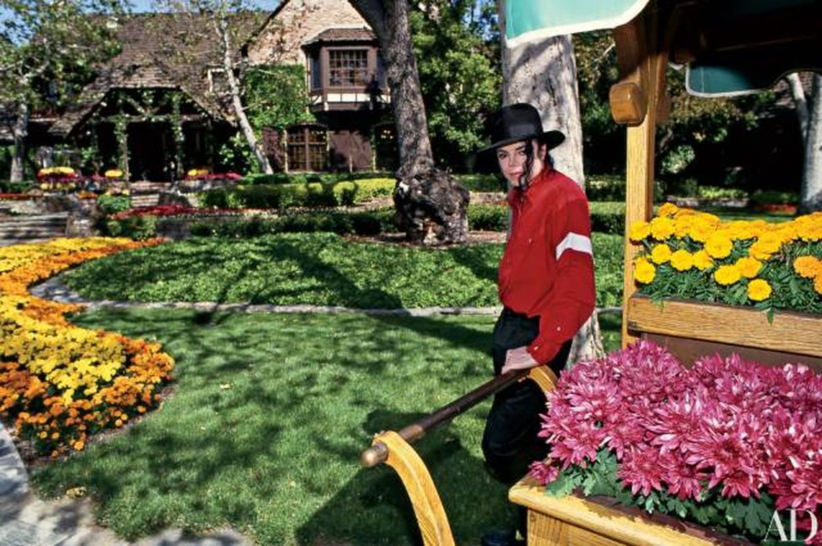 michael jackson neverland  Harry Benson